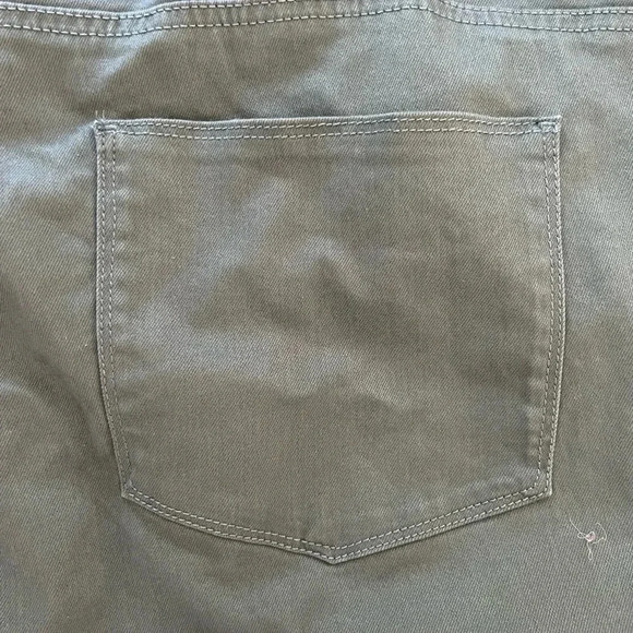 Woman Within green plus size jeans. Size: 34W - Picture 2 of 7